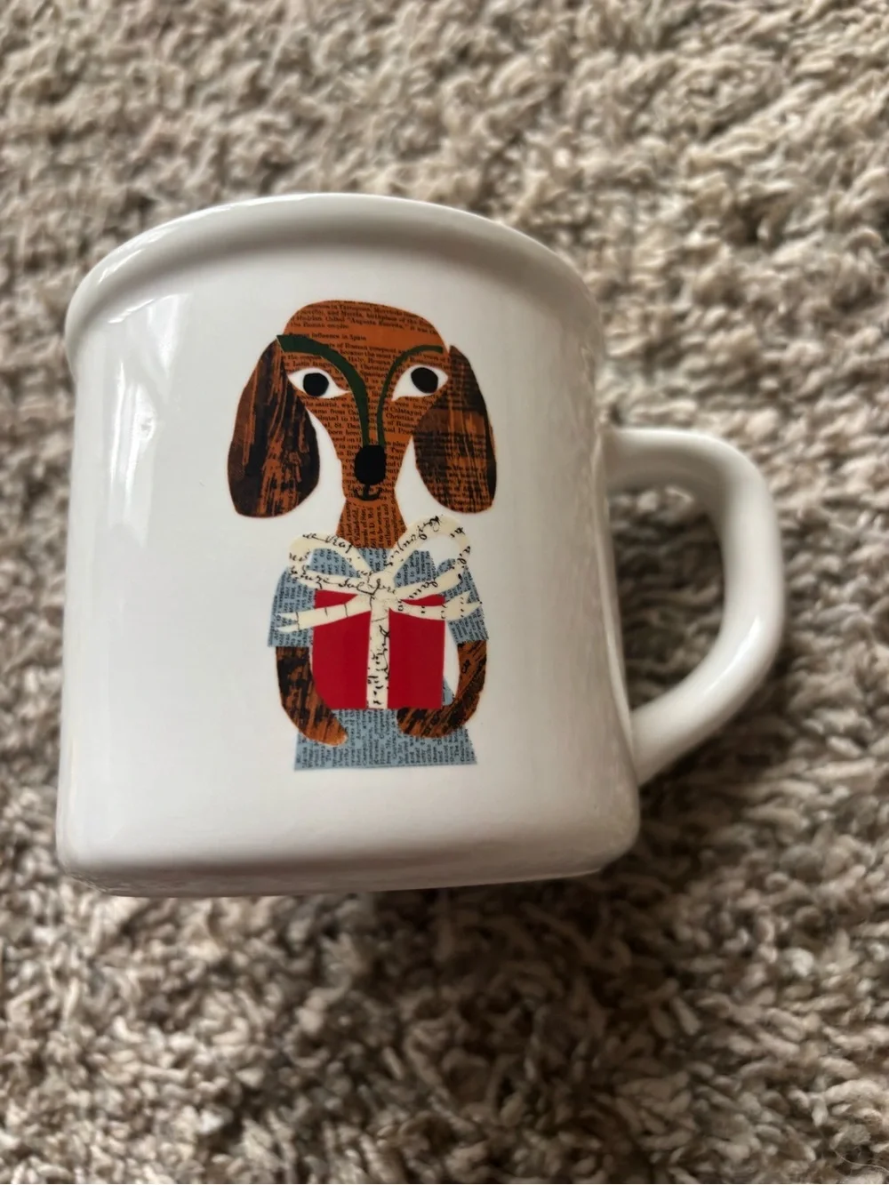 Pottery Barn Cream Mug with Brown Dog and Red Gift Accent Dutchhounds   Mint